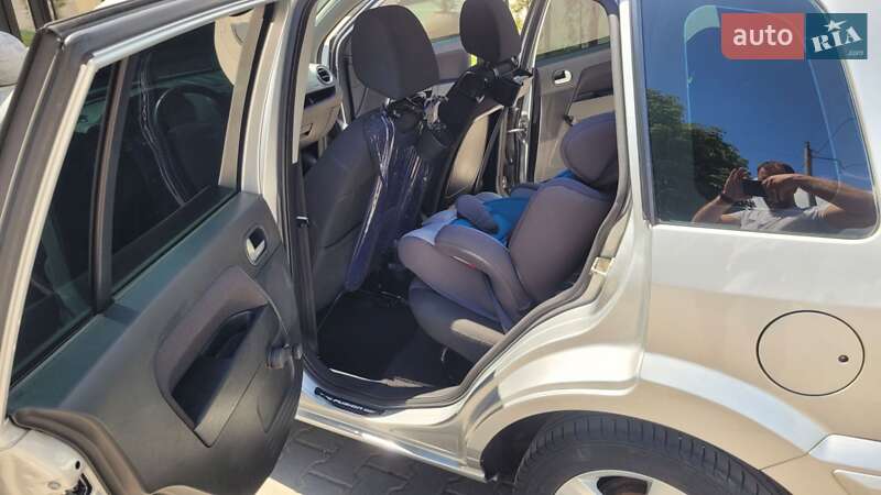 Хэтчбек Ford Fusion 2009 в Виннице