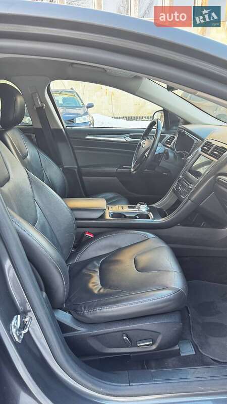 Седан Ford Fusion 2017 в Сумах