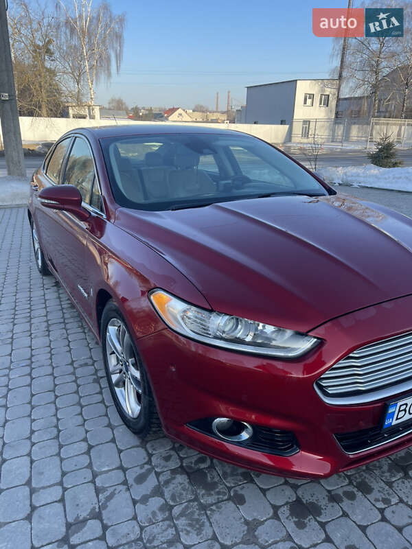 Седан Ford Fusion 2014 в Тернополе