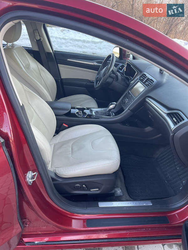 Седан Ford Fusion 2014 в Тернополе