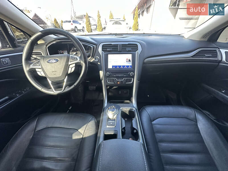 Седан Ford Fusion 2016 в Новой Водолаге