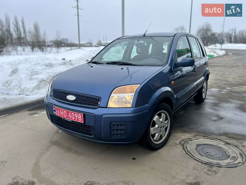 Хэтчбек Ford Fusion 2006 в Шостке