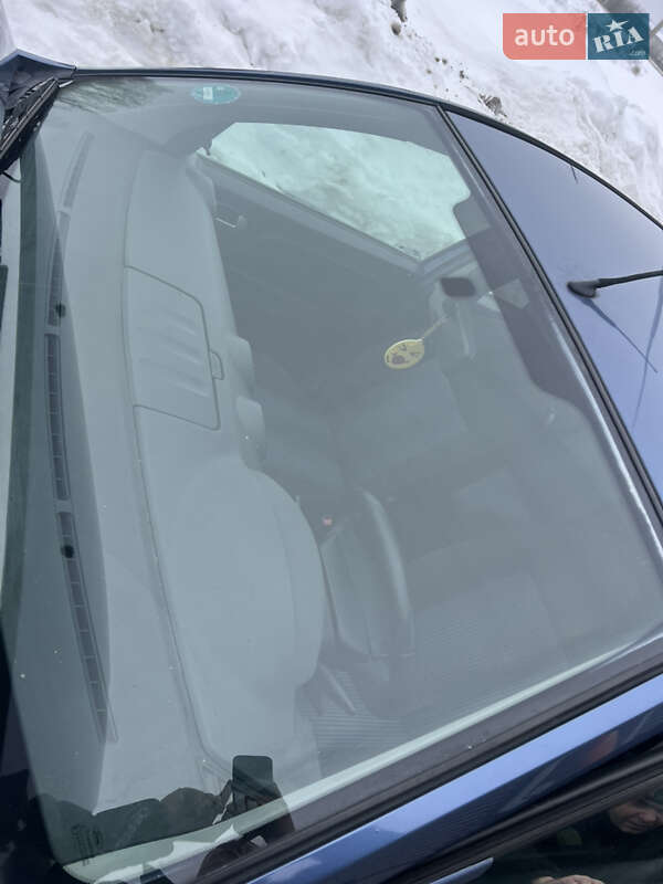 Хэтчбек Ford Fusion 2006 в Шостке