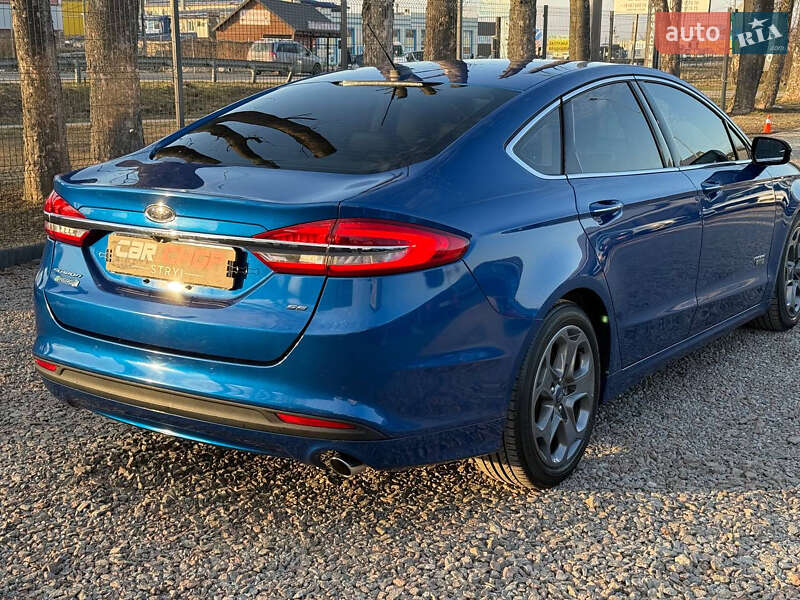Седан Ford Fusion 2016 в Стрые