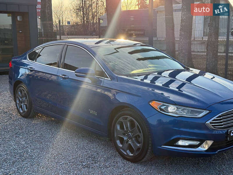 Седан Ford Fusion 2016 в Стрые