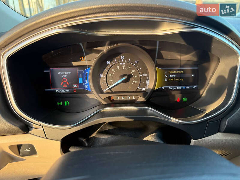 Седан Ford Fusion 2016 в Стрые