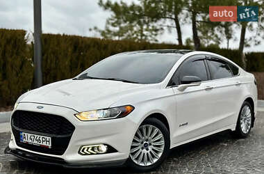 Седан Ford Fusion 2013 в Бобрке