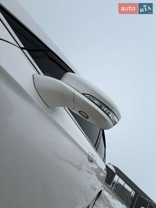 Седан Ford Fusion 2014 в Тернополе