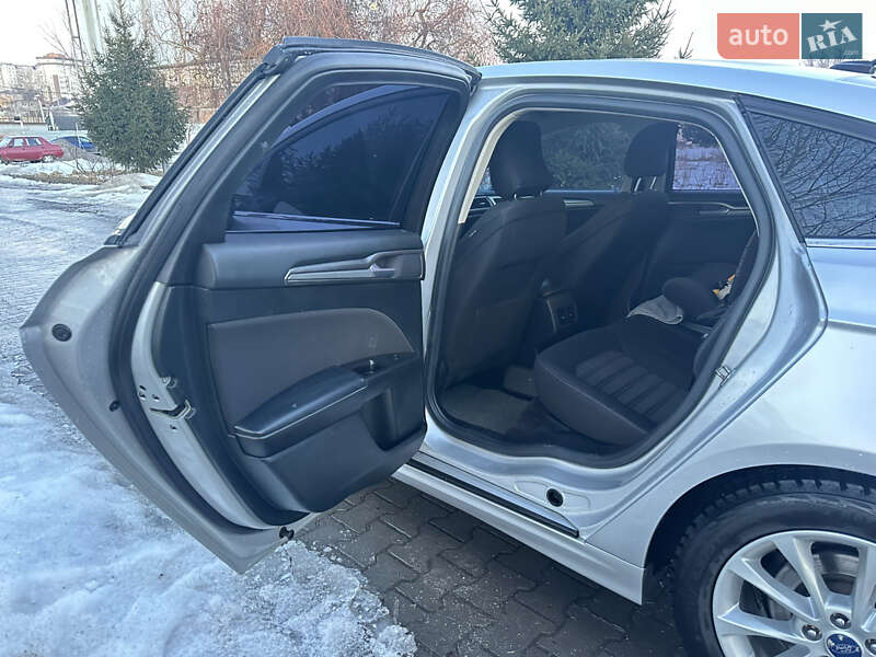 Седан Ford Fusion 2016 в Хмельницькому