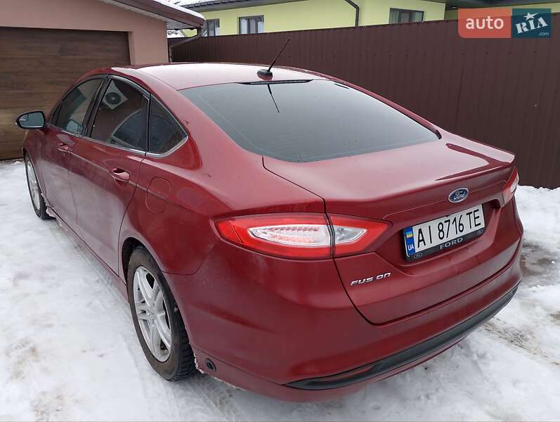 Седан Ford Fusion 2015 в Києві