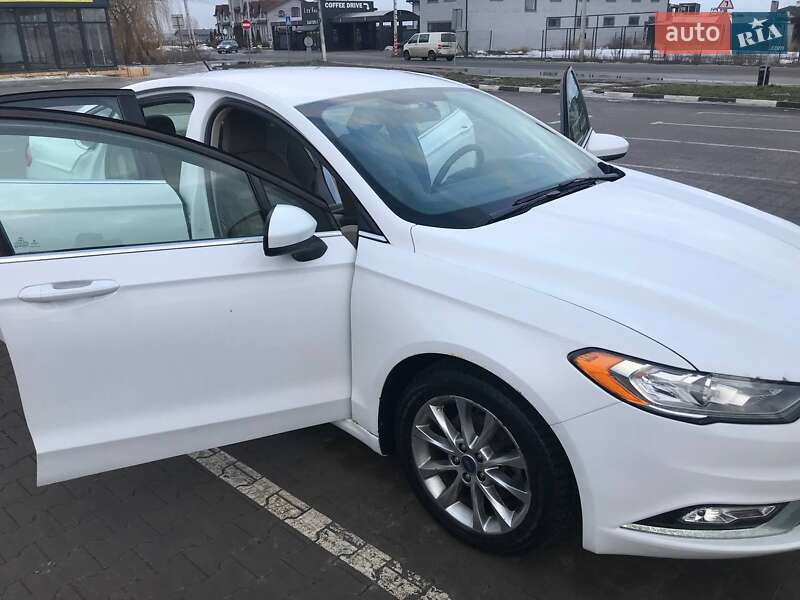 Седан Ford Fusion 2016 в Києві