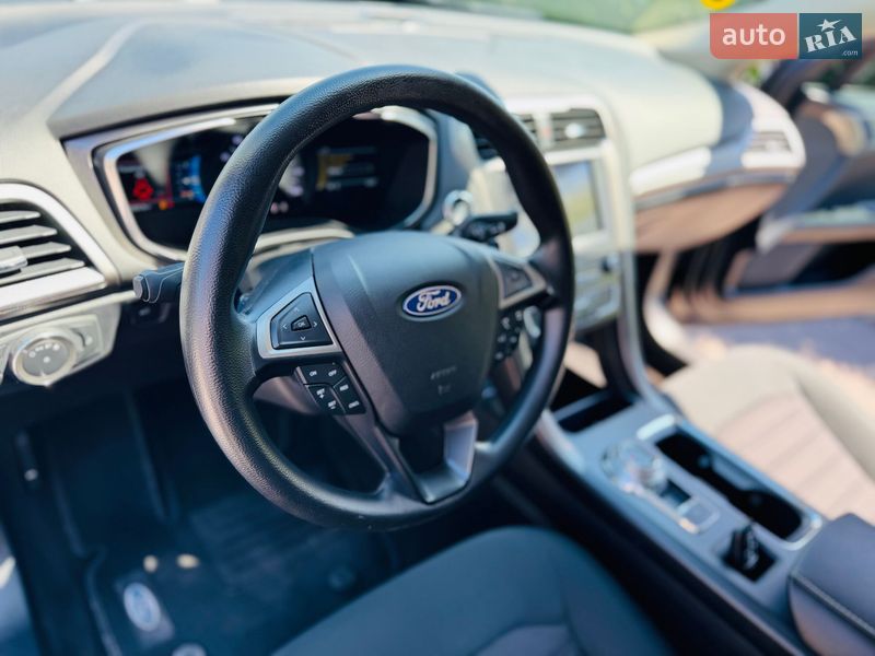 Седан Ford Fusion 2020 в Дніпрі