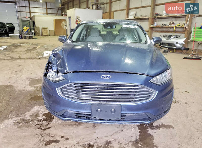 Седан Ford Fusion 2018 в Тернополе