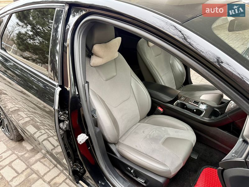 Седан Ford Fusion 2016 в Дніпрі