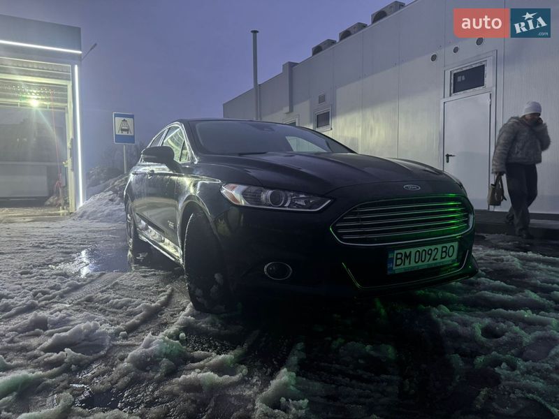 Седан Ford Fusion 2015 в Шостке