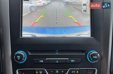 Седан Ford Fusion 2017 в Львове