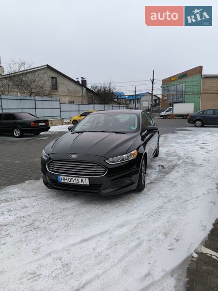 Седан Ford Fusion 2015 в Одесі