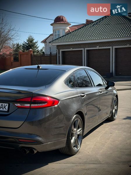 Седан Ford Fusion 2017 в Измаиле