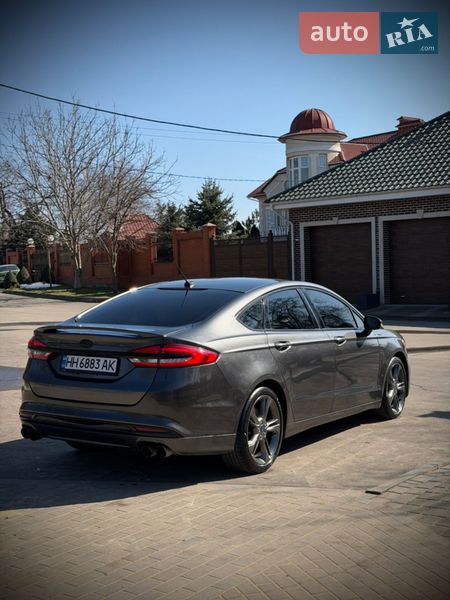 Седан Ford Fusion 2017 в Измаиле