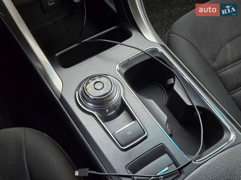 Седан Ford Fusion 2016 в Києві