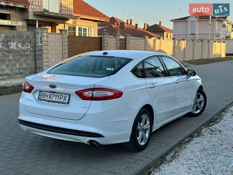 Седан Ford Fusion 2014 в Одессе