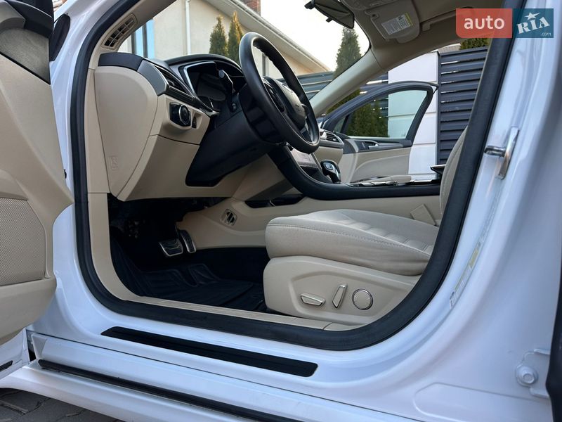 Седан Ford Fusion 2014 в Одессе