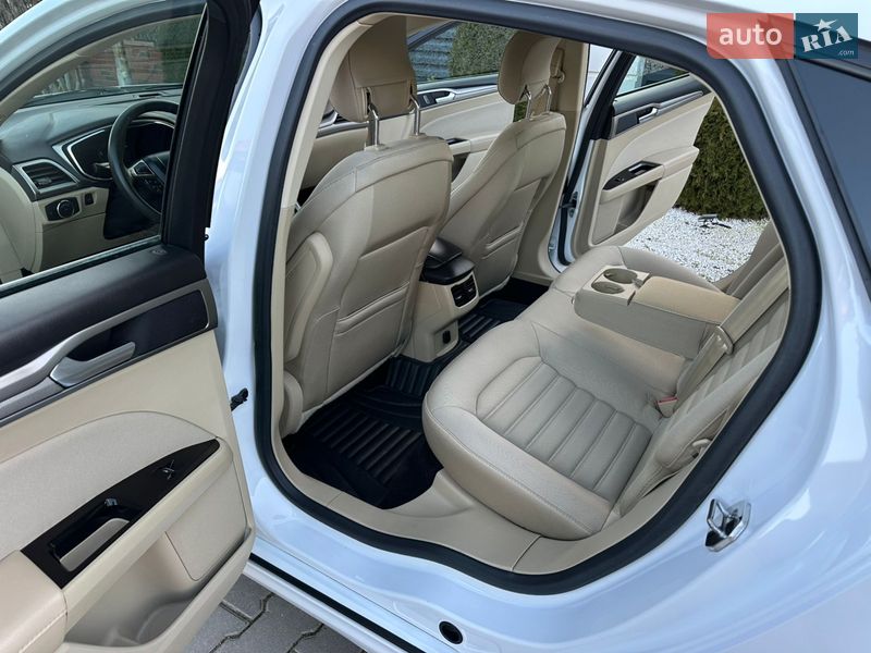 Седан Ford Fusion 2014 в Одессе