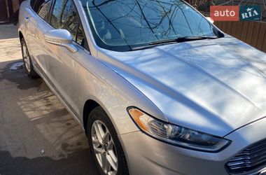 Седан Ford Fusion 2014 в Березнеговатом