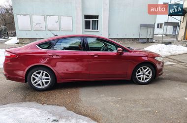 Седан Ford Fusion 2015 в Кодаках