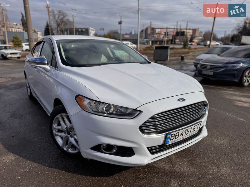 Седан Ford Fusion 2016 в Харкові