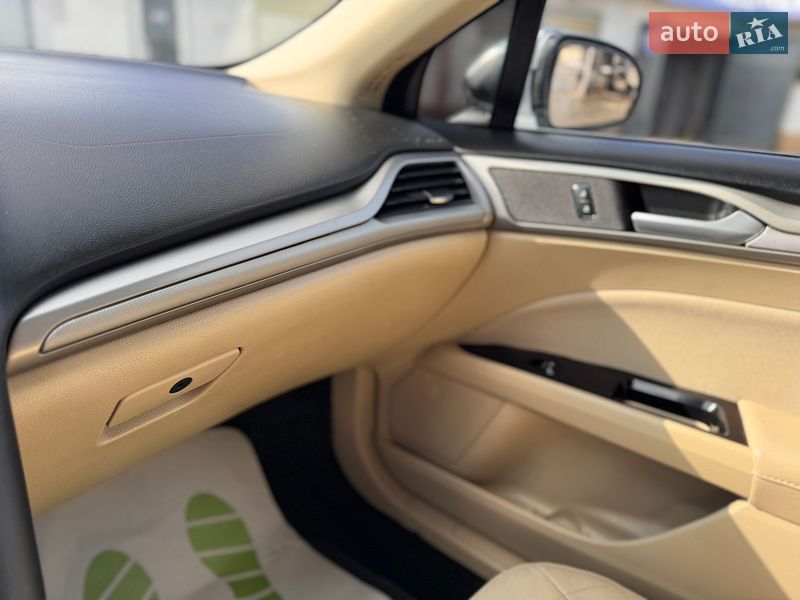 Седан Ford Fusion 2016 в Харкові