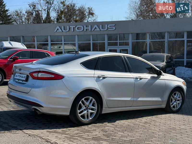 Седан Ford Fusion 2015 в Житомире