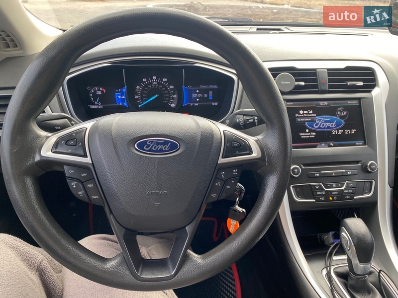 Седан Ford Fusion 2016 в Софіївській Борщагівці