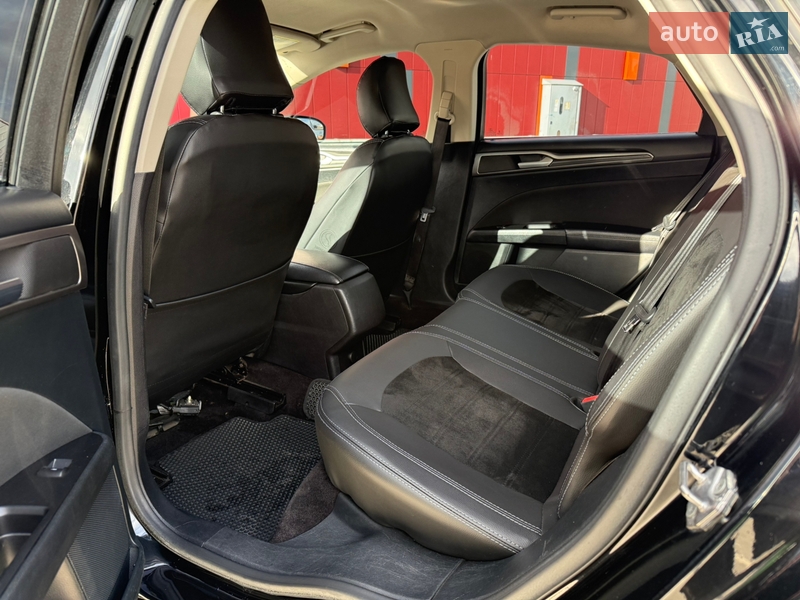 Седан Ford Fusion 2016 в Киеве