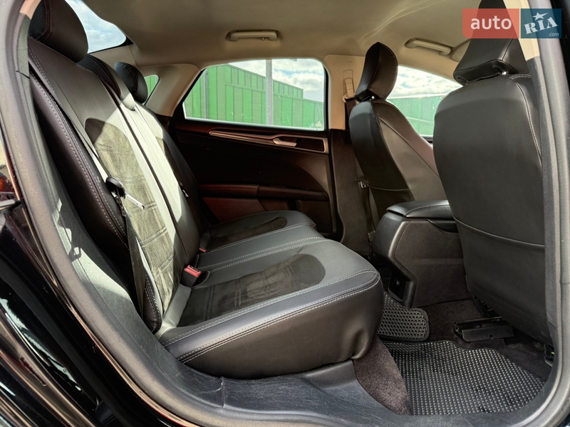 Седан Ford Fusion 2016 в Киеве