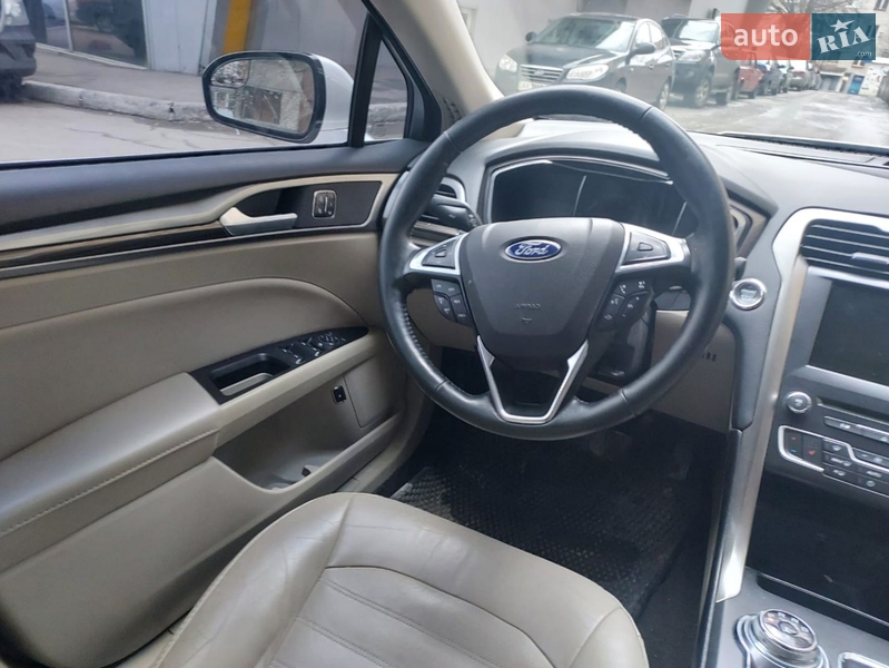 Седан Ford Fusion 2016 в Харькове