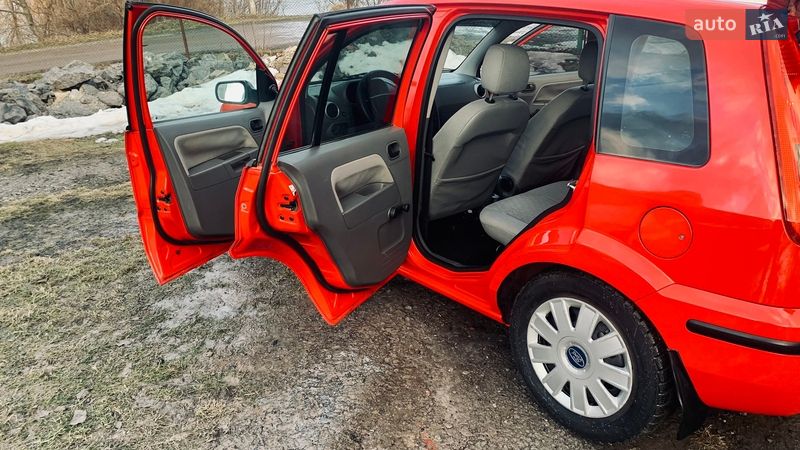 Хэтчбек Ford Fusion 2003 в Виннице