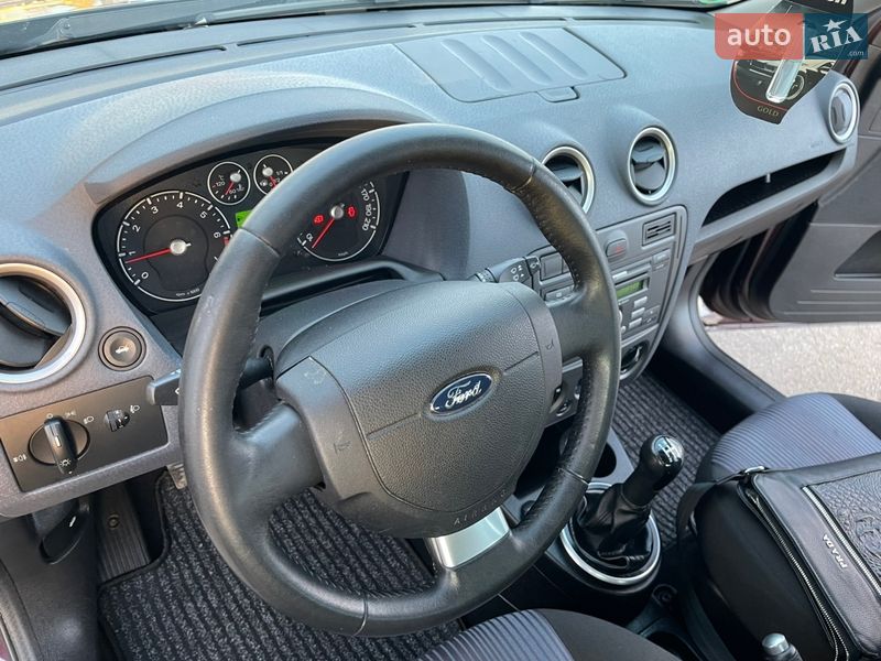 Хетчбек Ford Fusion 2012 в Вінниці