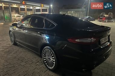 Седан Ford Fusion 2014 в Львове