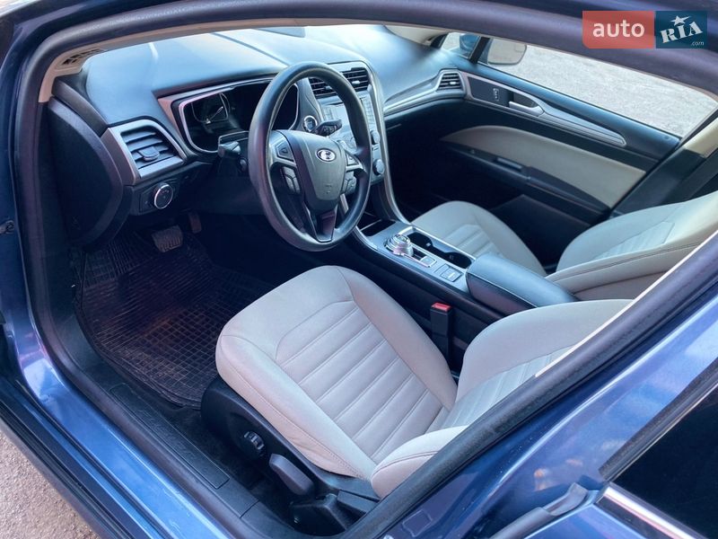 Седан Ford Fusion 2018 в Рівному