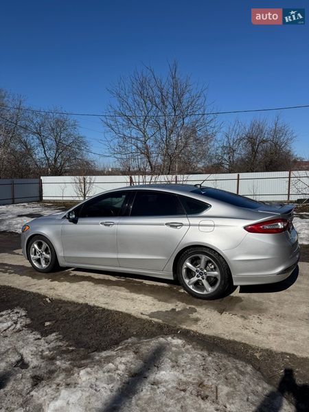 Седан Ford Fusion 2016 в Яготине
