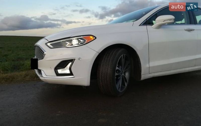 Седан Ford Fusion 2019 в Киеве