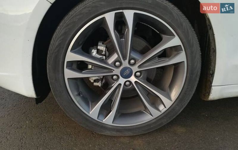 Седан Ford Fusion 2019 в Киеве