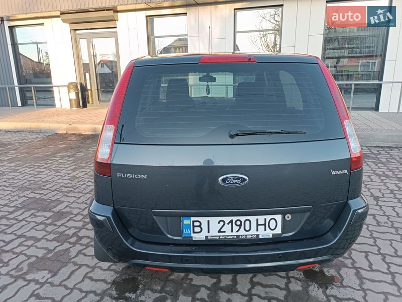 Хэтчбек Ford Fusion 2010 в Лубнах
