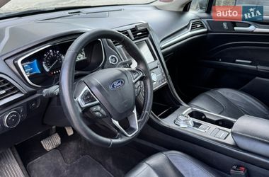 Седан Ford Fusion 2019 в Львове