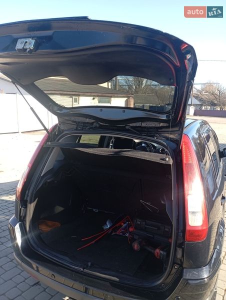 Хэтчбек Ford Fusion 2006 в Белогорье