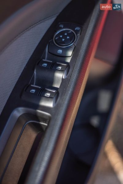 Седан Ford Fusion 2016 в Івано-Франківську