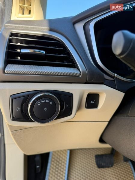 Седан Ford Fusion 2014 в Киеве