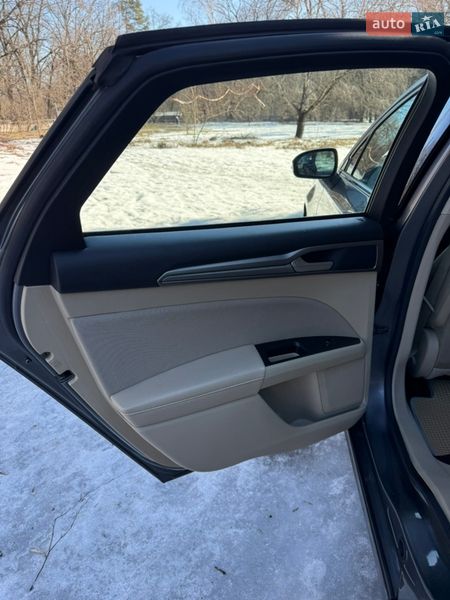 Седан Ford Fusion 2014 в Киеве