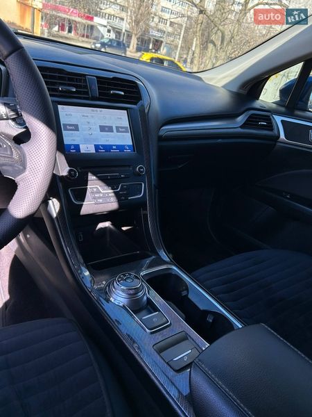 Седан Ford Fusion 2016 в Харкові